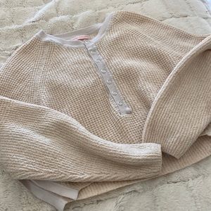 Lot of Urban Outfitters cropped sweaters XS